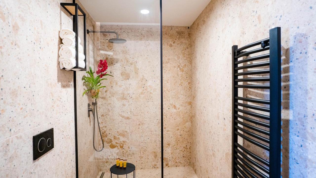 Maravida Vacation Rooms دوبروفو المظهر الخارجي الصورة